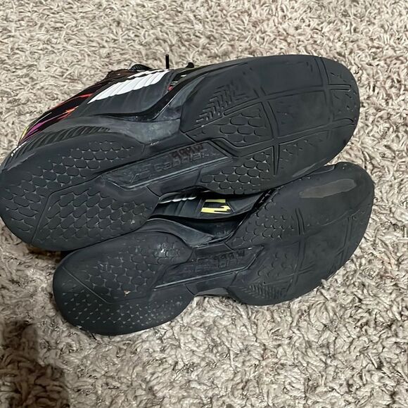 Babolat Fury Tennis Shoes Black & Neon Yellow Orange Violet - Picture 8 of 9